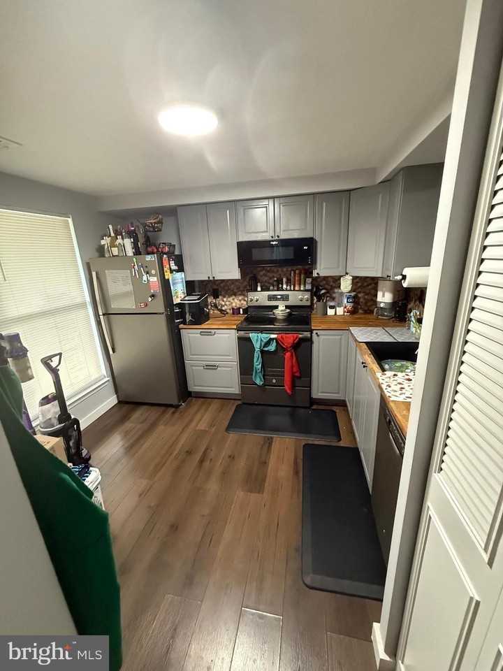 508 Riggs Ct - Photo 4 of 12