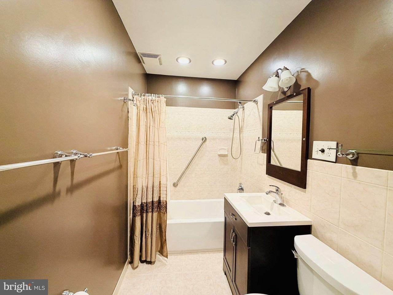 907 Heron Dr - Photo 7 of 18