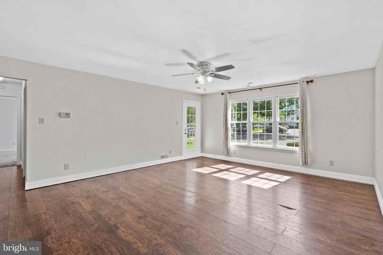 501-A Harwood Ct - Photo 4 of 18