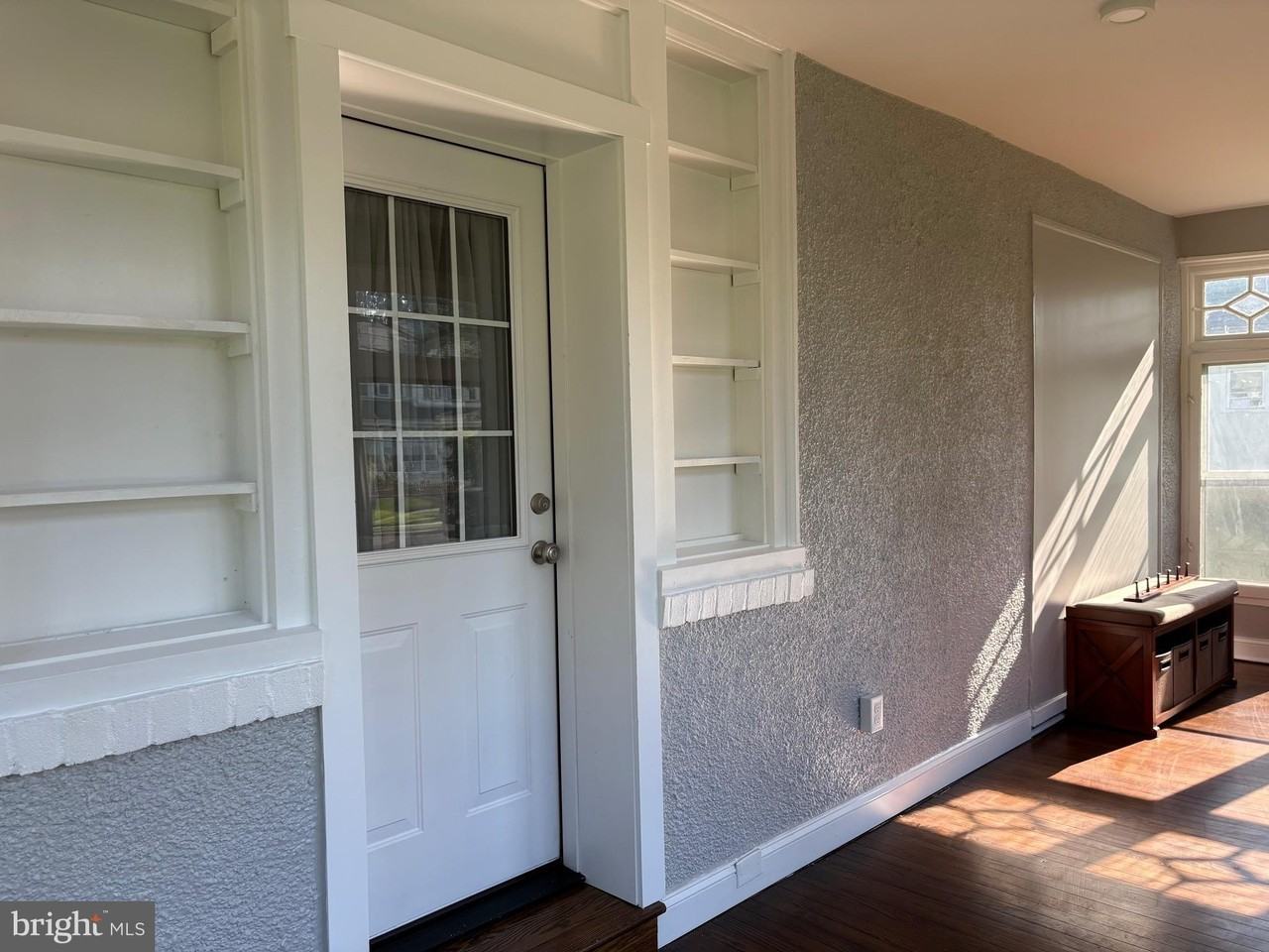 512 Jessamine Ave #1stFL - Photo 3 of 20