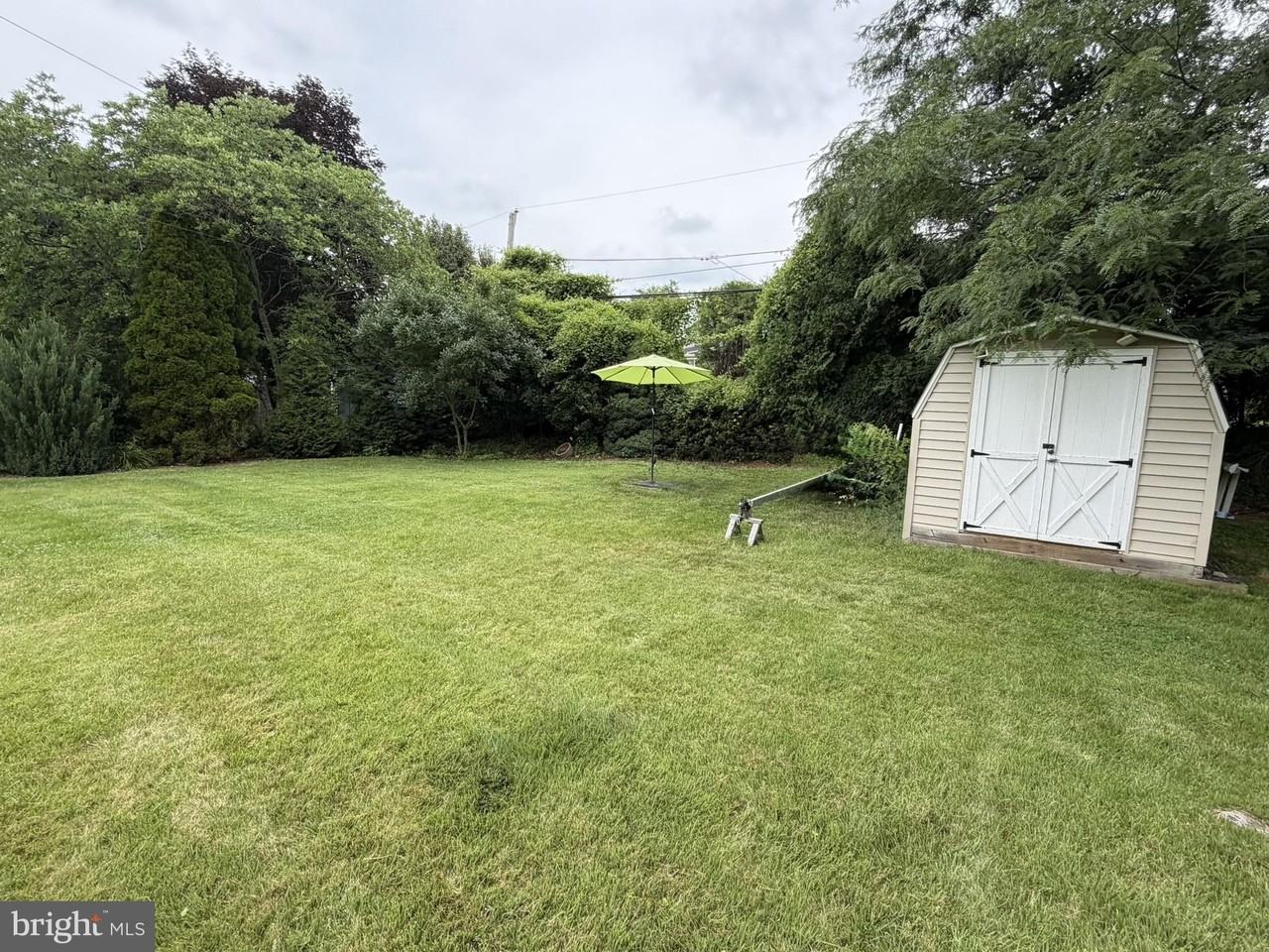 217 Lyster Rd - Photo 7 of 11