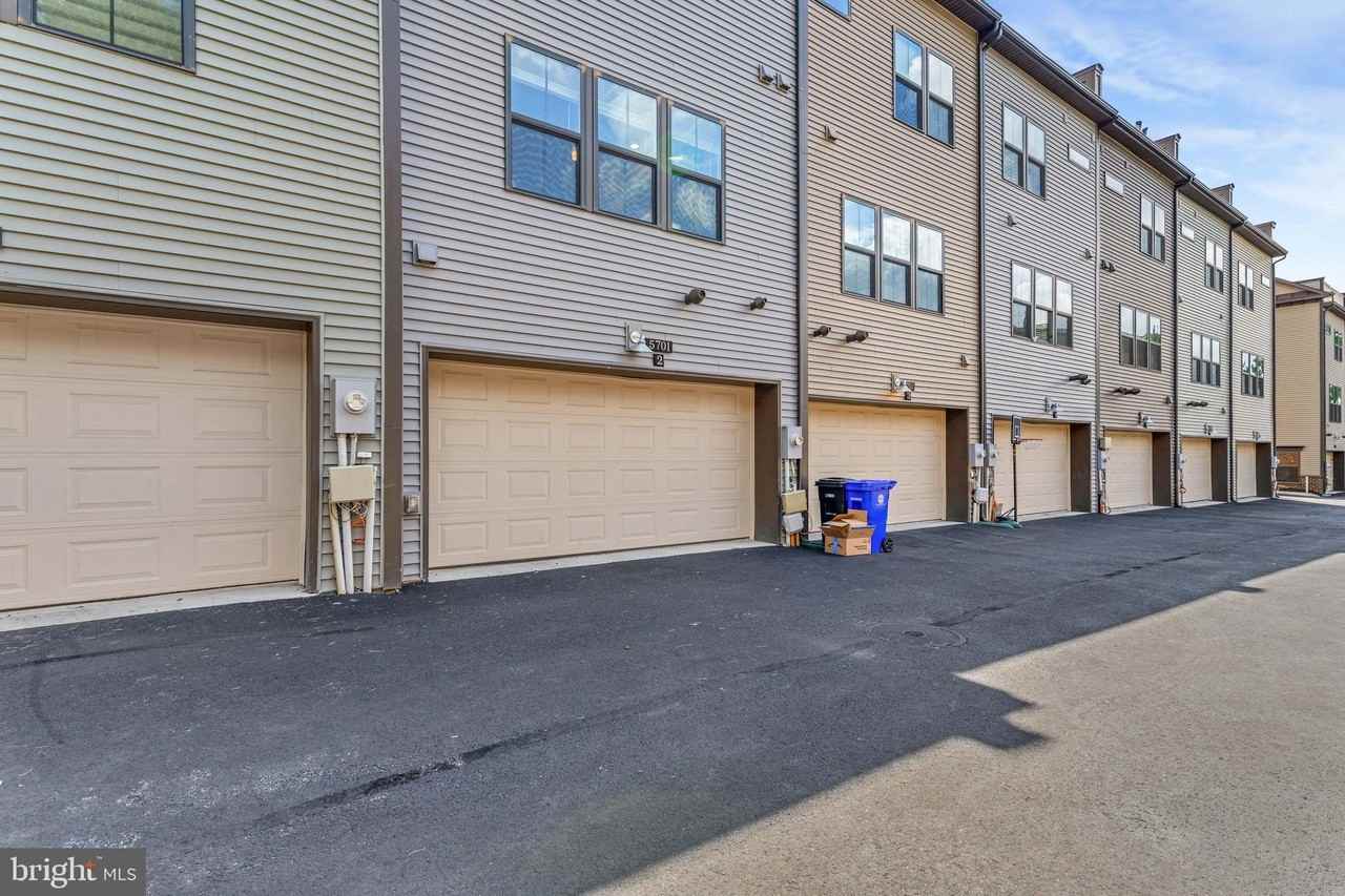 5701 11th St N #2 - Photo 4 of 41