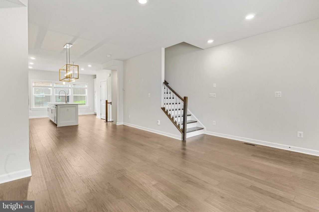 5701 11th St N #2 - Photo 6 of 41