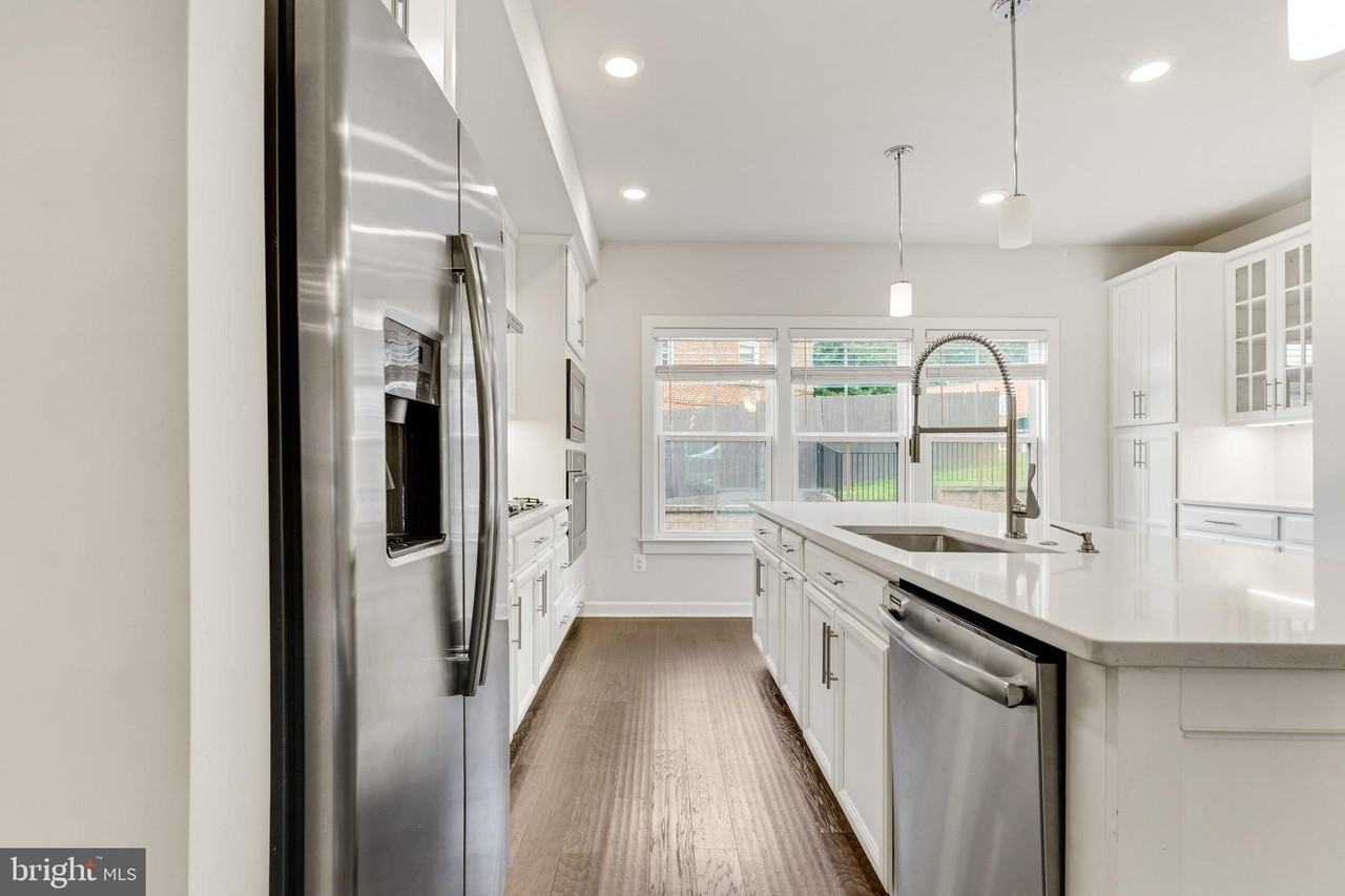 5701 11th St N #2 - Photo 7 of 41