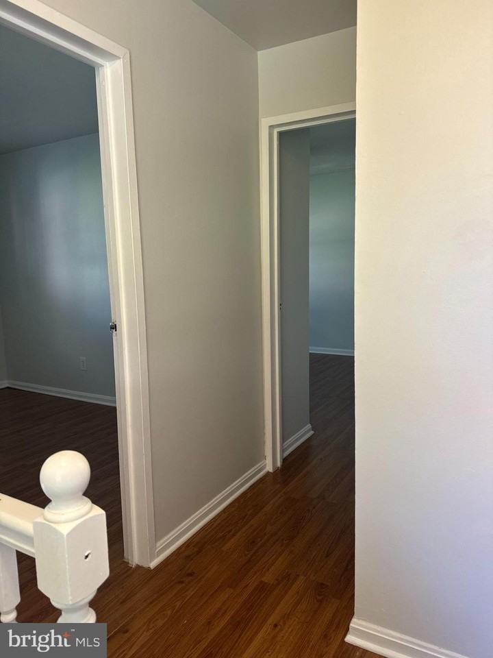 9570 Hagel Cir #D - Photo 5 of 8