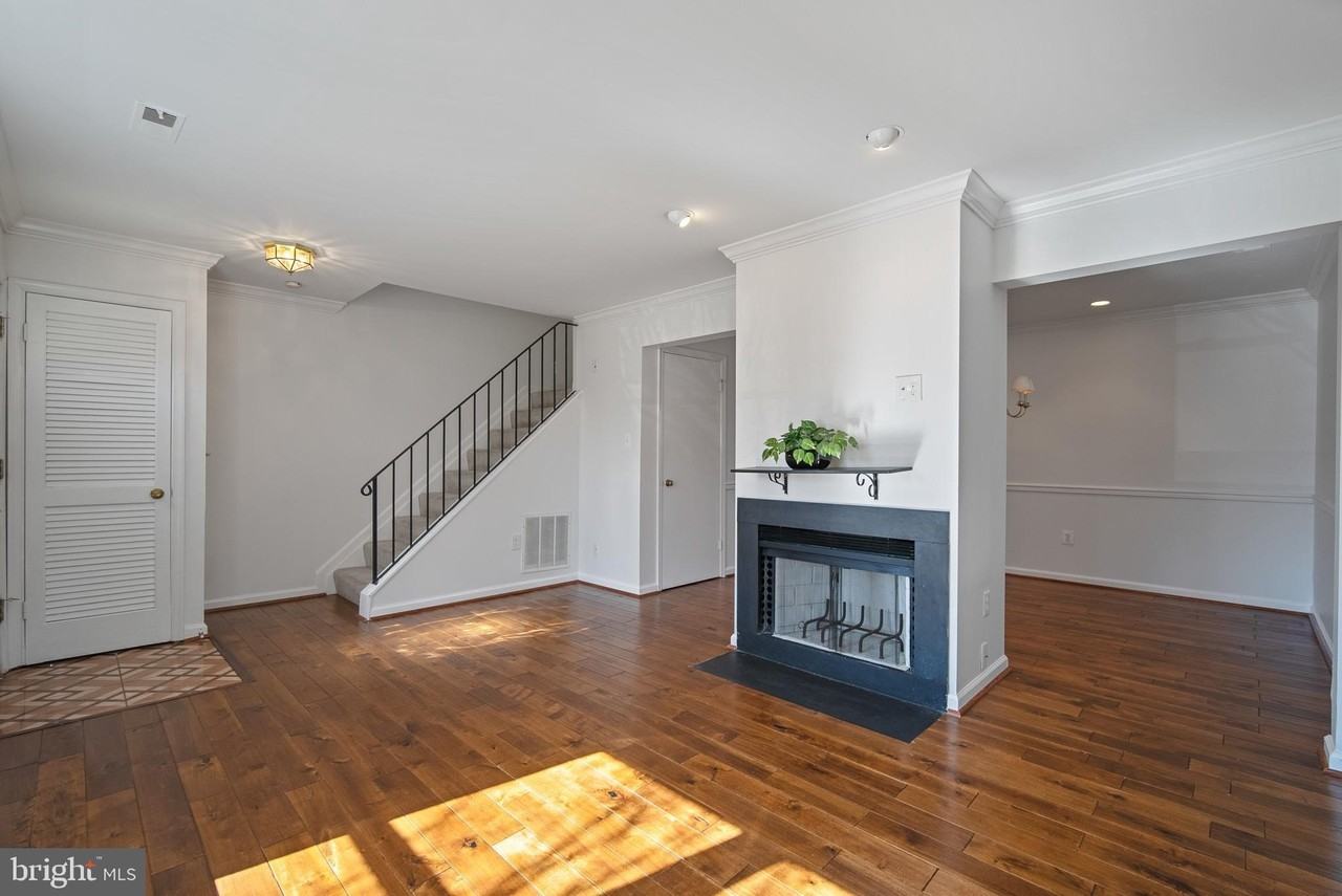 4793 S Park Ct - Photo 6 of 46