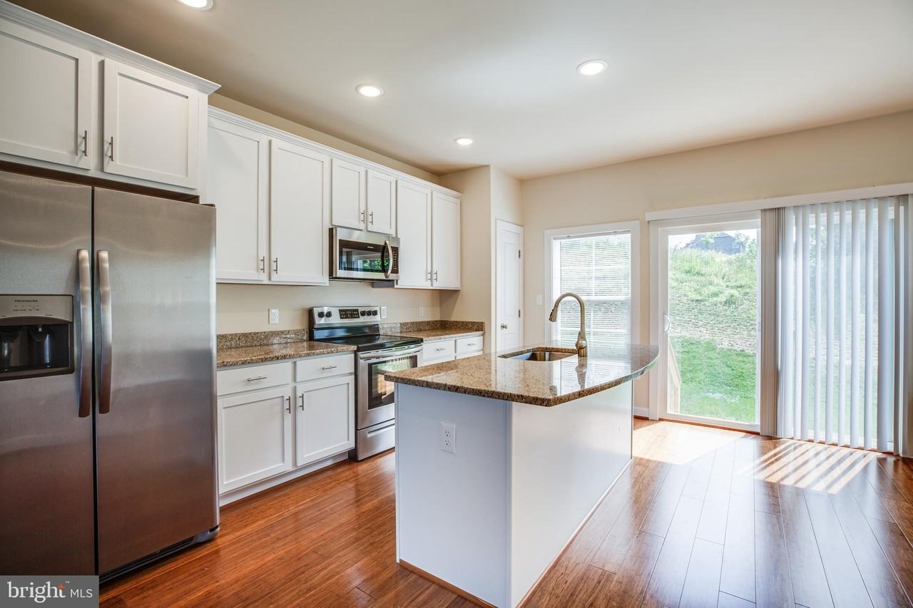 83 Andrews Pl - Photo 6 of 16