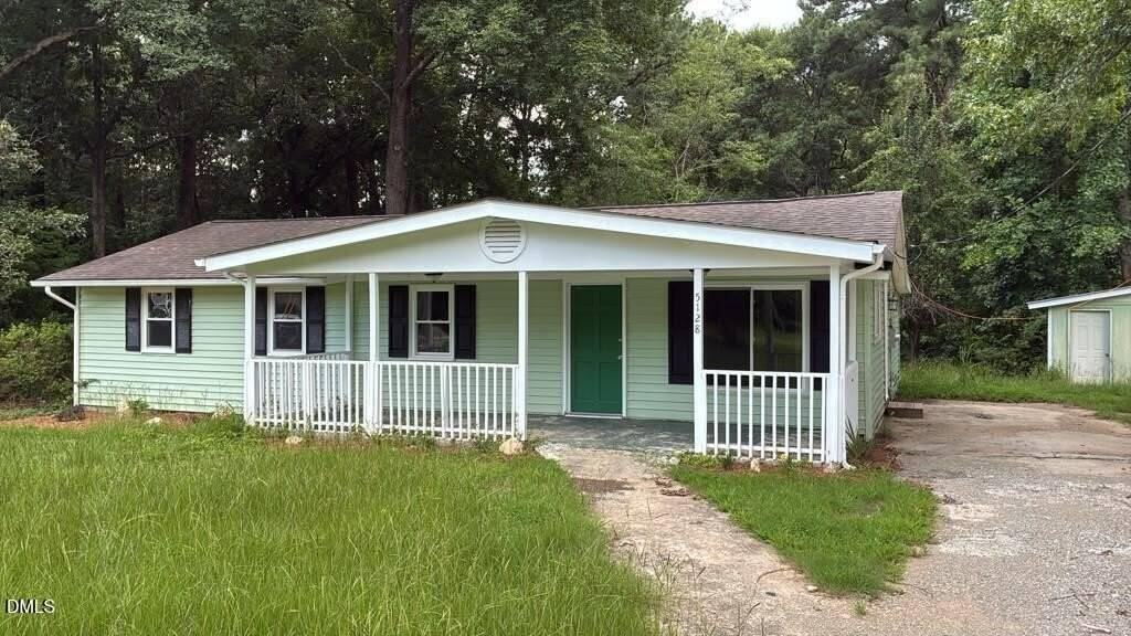 5128 Sunset Lake Rd