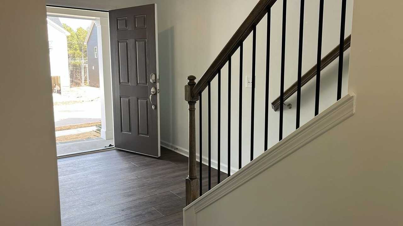 1417 Jay Rd - Photo 7 of 28