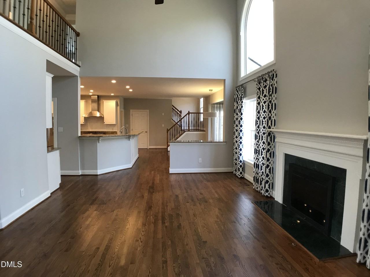 606 Preston Village Way - Photo 4 of 39