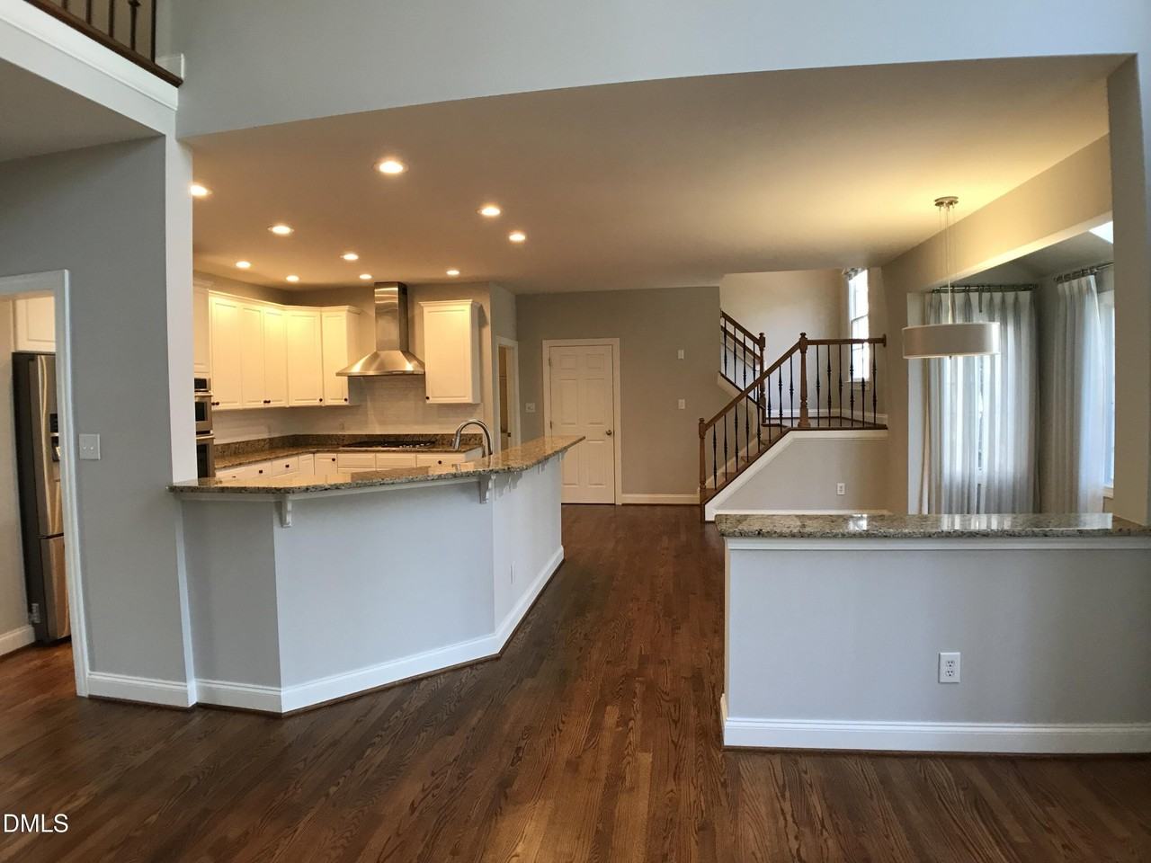 606 Preston Village Way - Photo 5 of 39