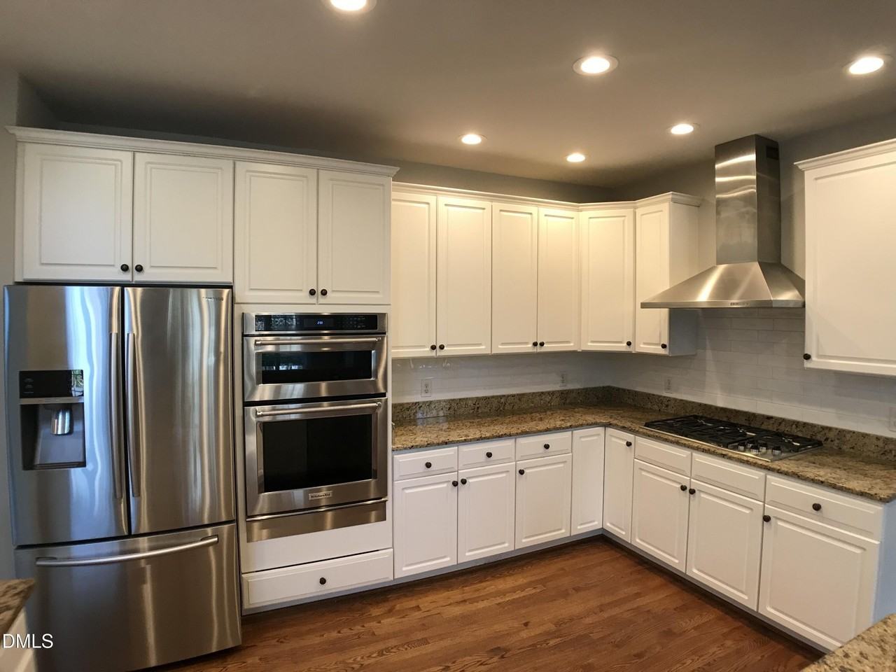 606 Preston Village Way - Photo 6 of 39