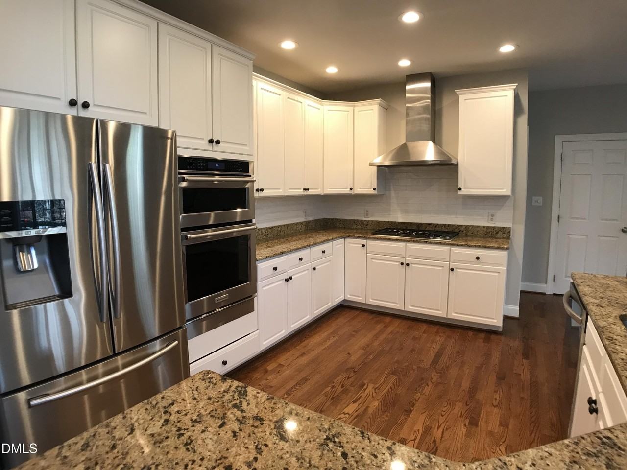 606 Preston Village Way - Photo 7 of 39