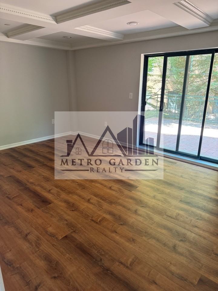 4 Chelsea Place ##2B - Photo 7 of 20
