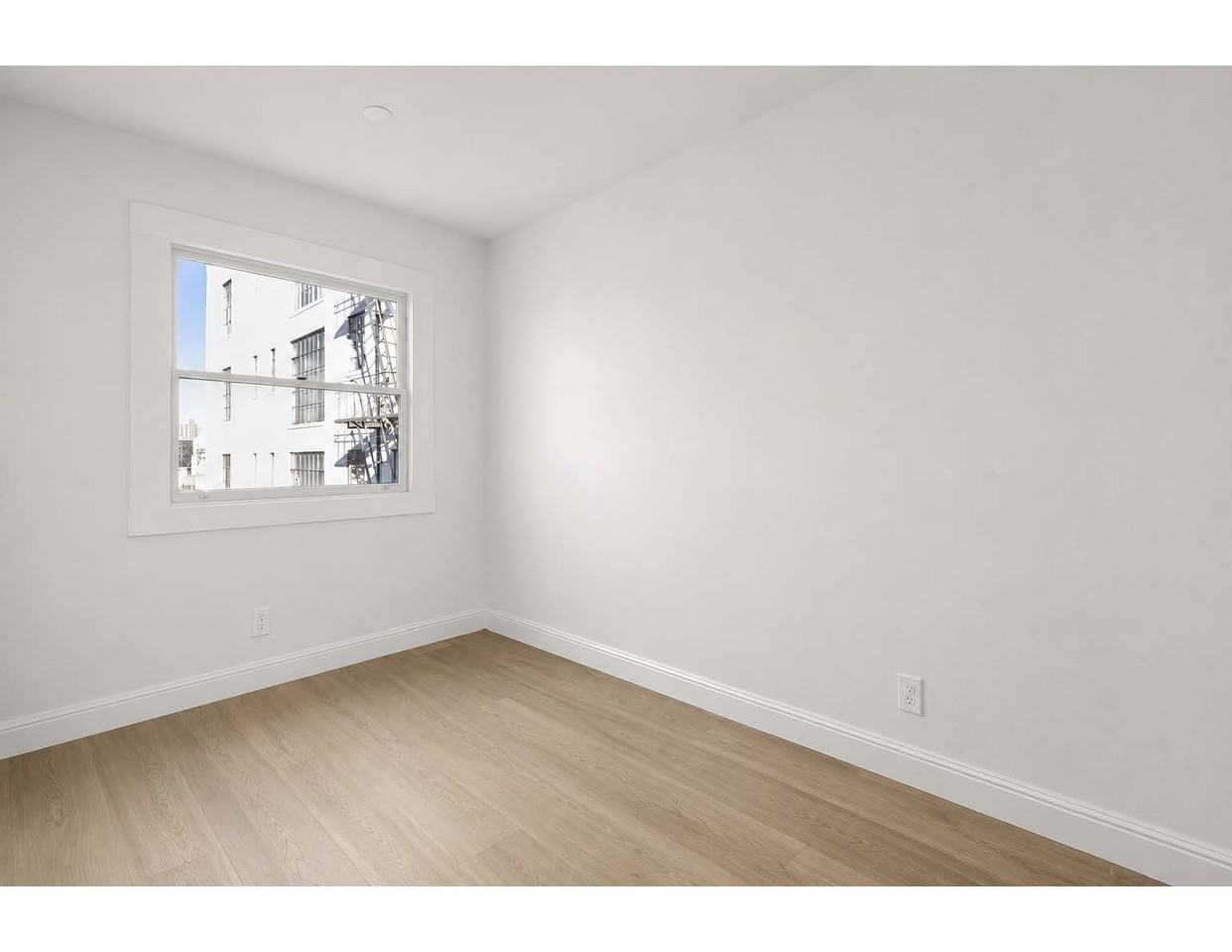 1441 Taylor Street #402 - Photo 6 of 27