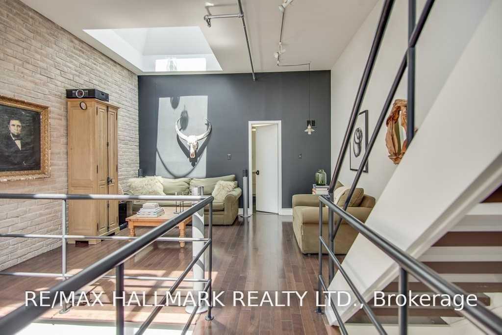 6 Bartlett Avenue #7 - Photo 7 of 20