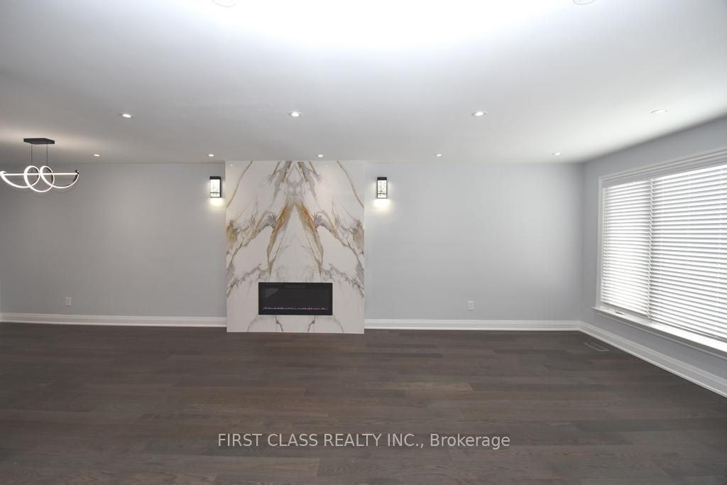 113 Holcolm Road - Photo 5 of 21