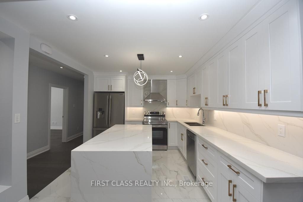 113 Holcolm Road - Photo 2 of 21