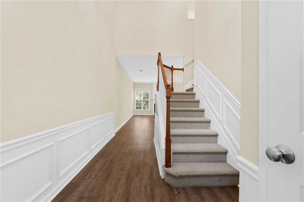 1999 Hailston Ln - Photo 3 of 38