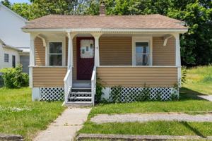 featured image of 19 John Wilton St ## 21