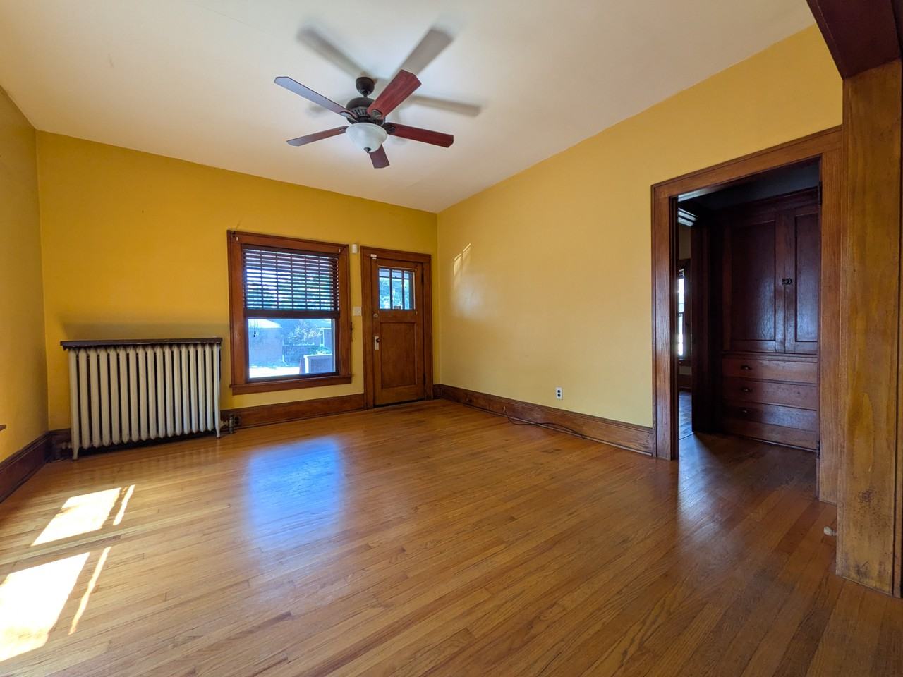 106 Orwood Pl - Photo 2 of 11