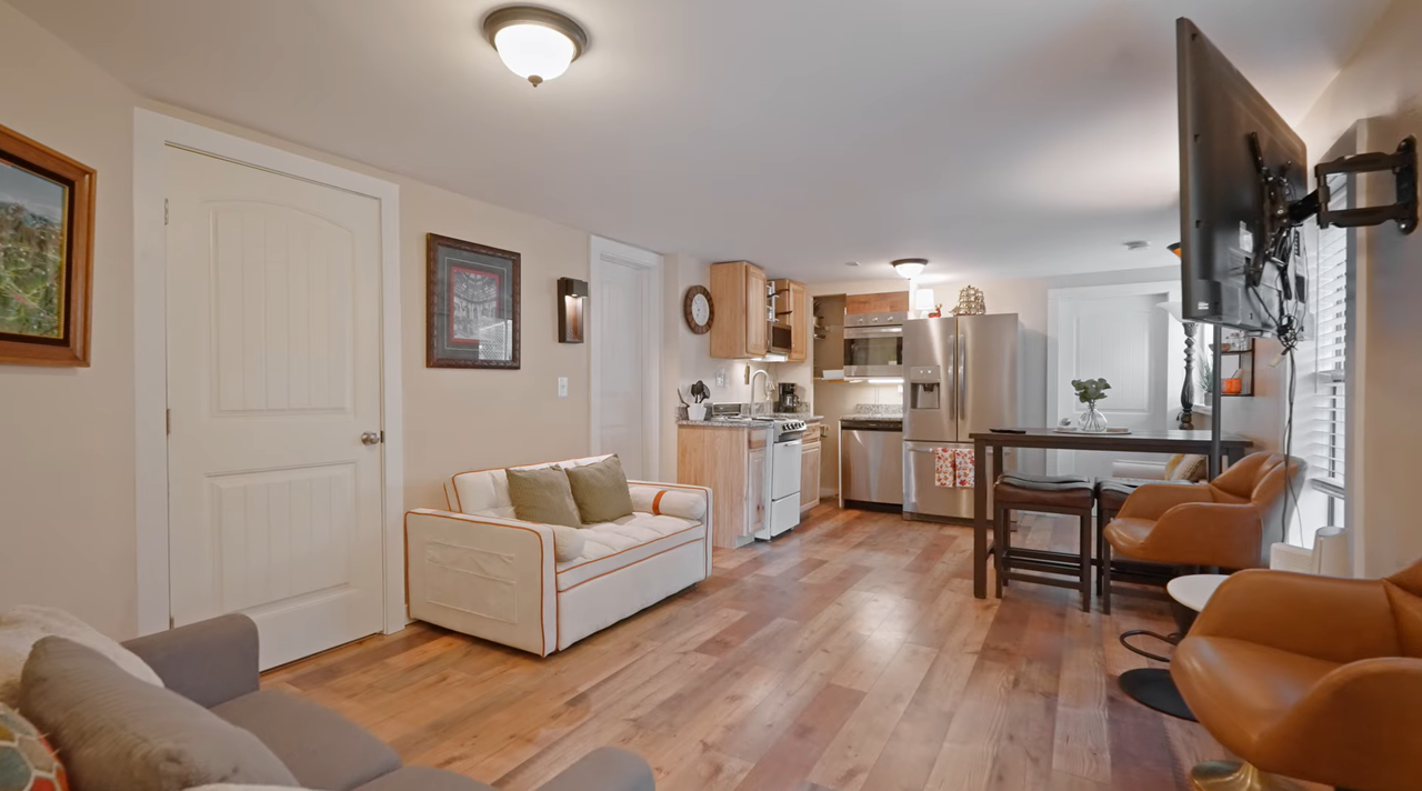 26 Hanover St - Photo 5 of 12