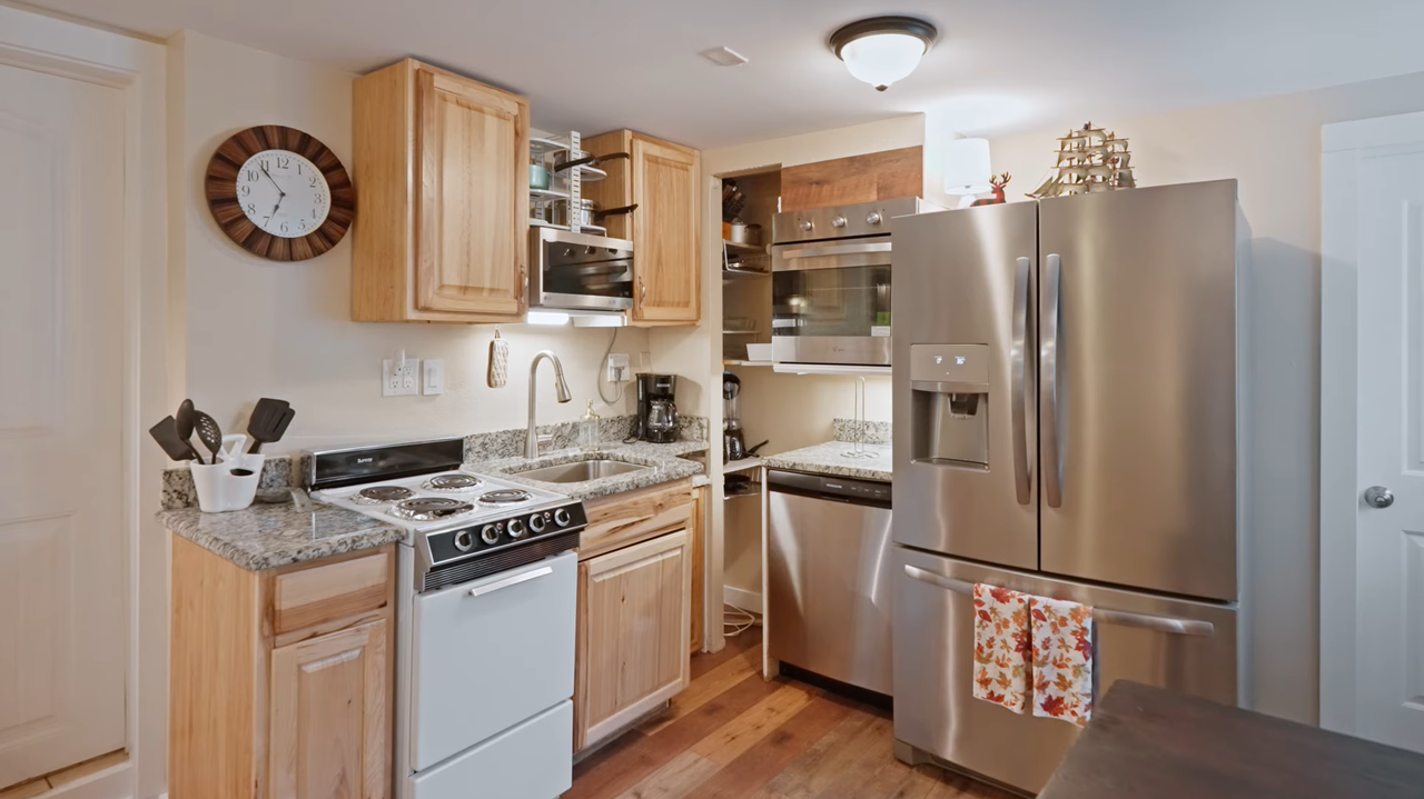 26 Hanover St - Photo 7 of 12
