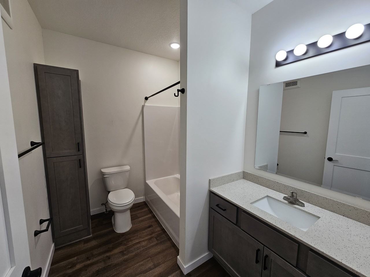 105 Michael Ct Nw #16 - Photo 3 of 19