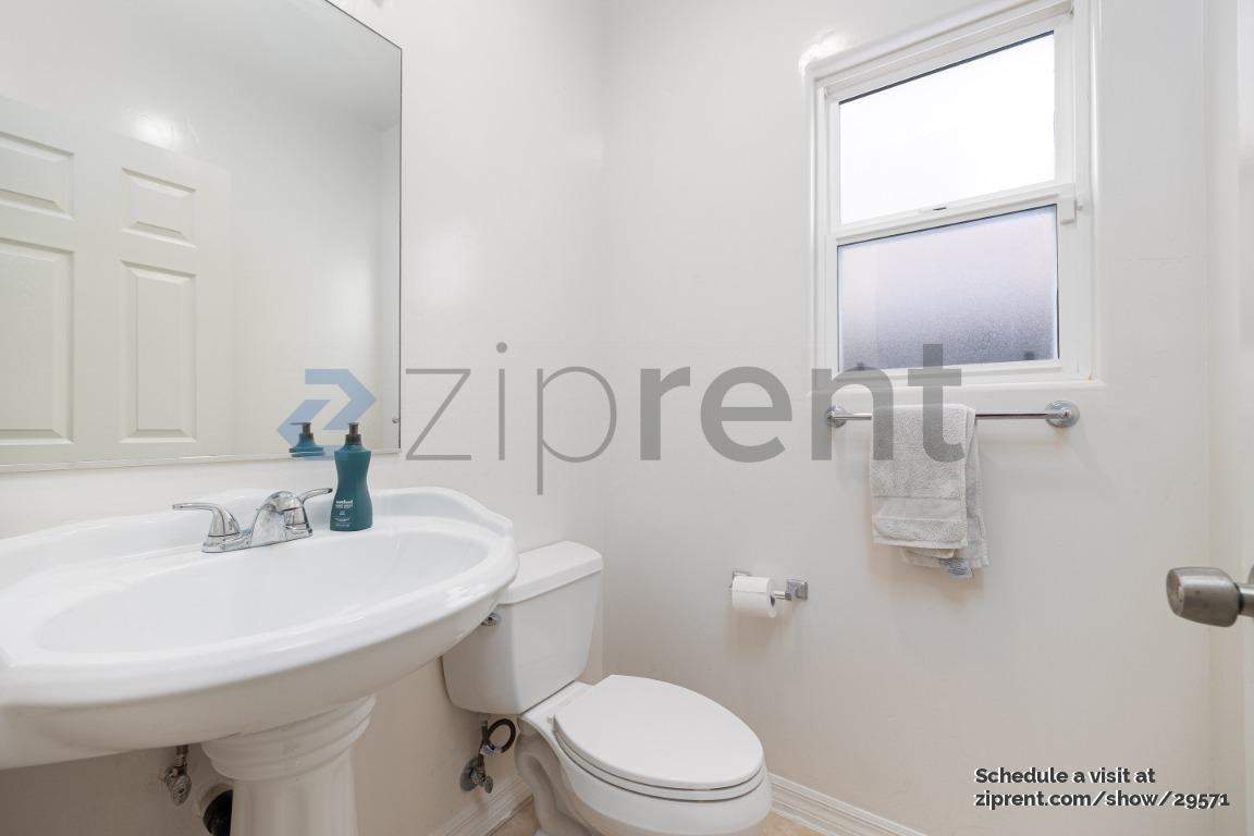 1784 Elm Ave - Photo 6 of 20