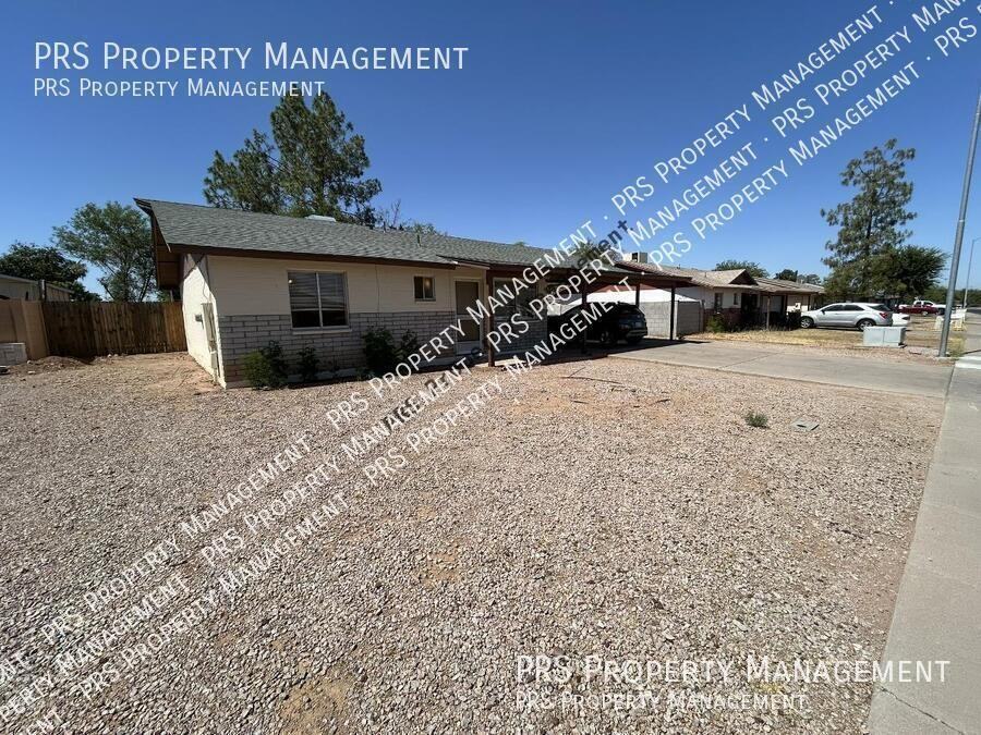 3147 E Edgewood Ave - Photo 2 of 30