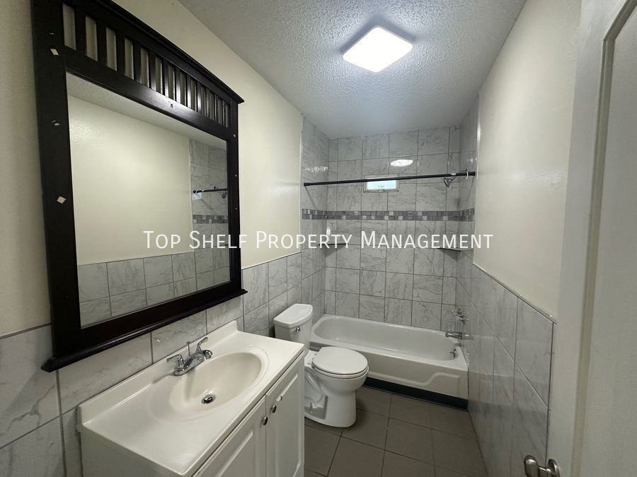 1629 Capitol Ave - Photo 7 of 10