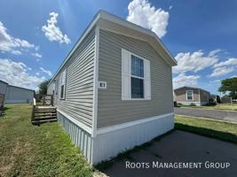 featured image of 1010 Reservation Rd #E01