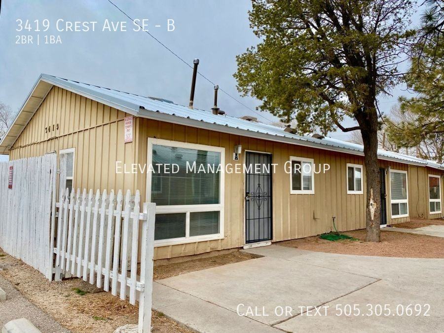 3419 Crest Ave Se #B - Photo 2 of 6