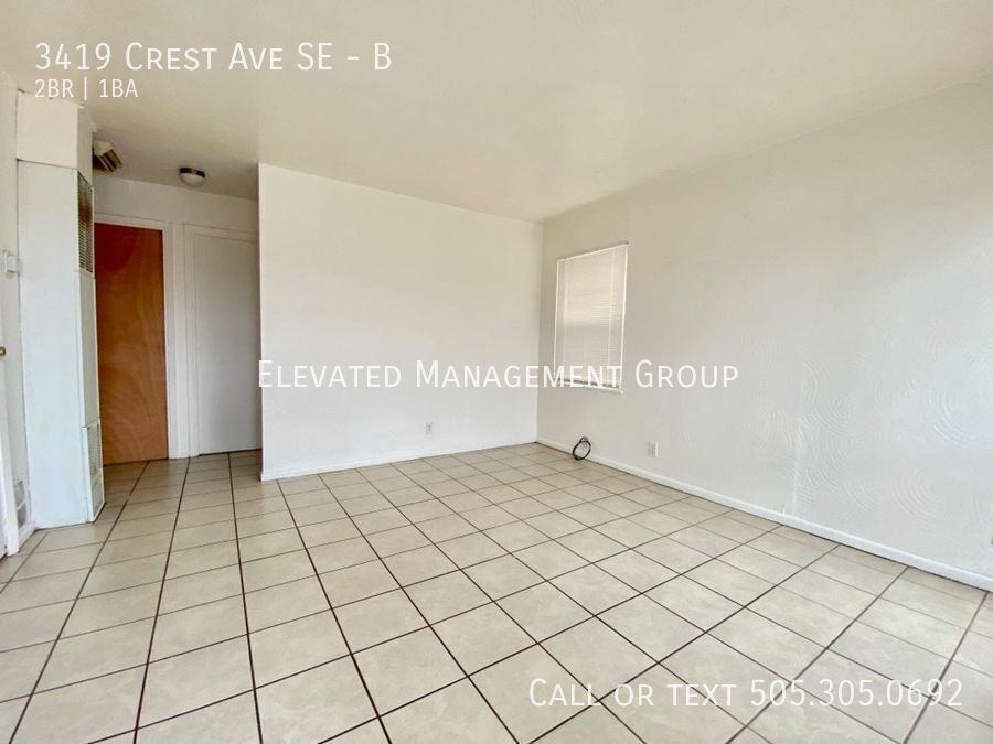 3419 Crest Ave Se #B - Photo 3 of 6