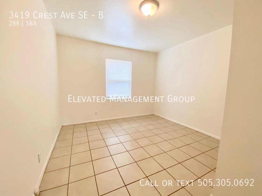 3419 Crest Ave Se #B - Photo 4 of 6