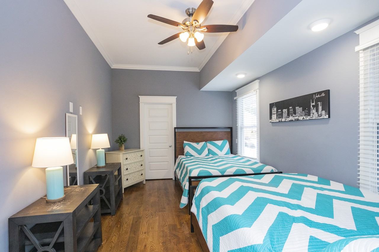 1413B Meridian St #NA - Photo 5 of 16