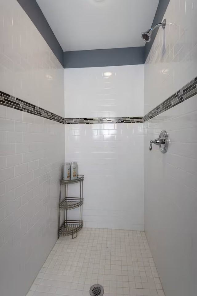 1413B Meridian St #NA - Photo 7 of 16
