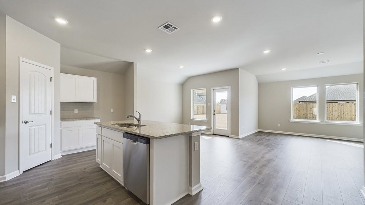 3403 Magnolia Lakes Blvd #NA - Photo 3 of 19
