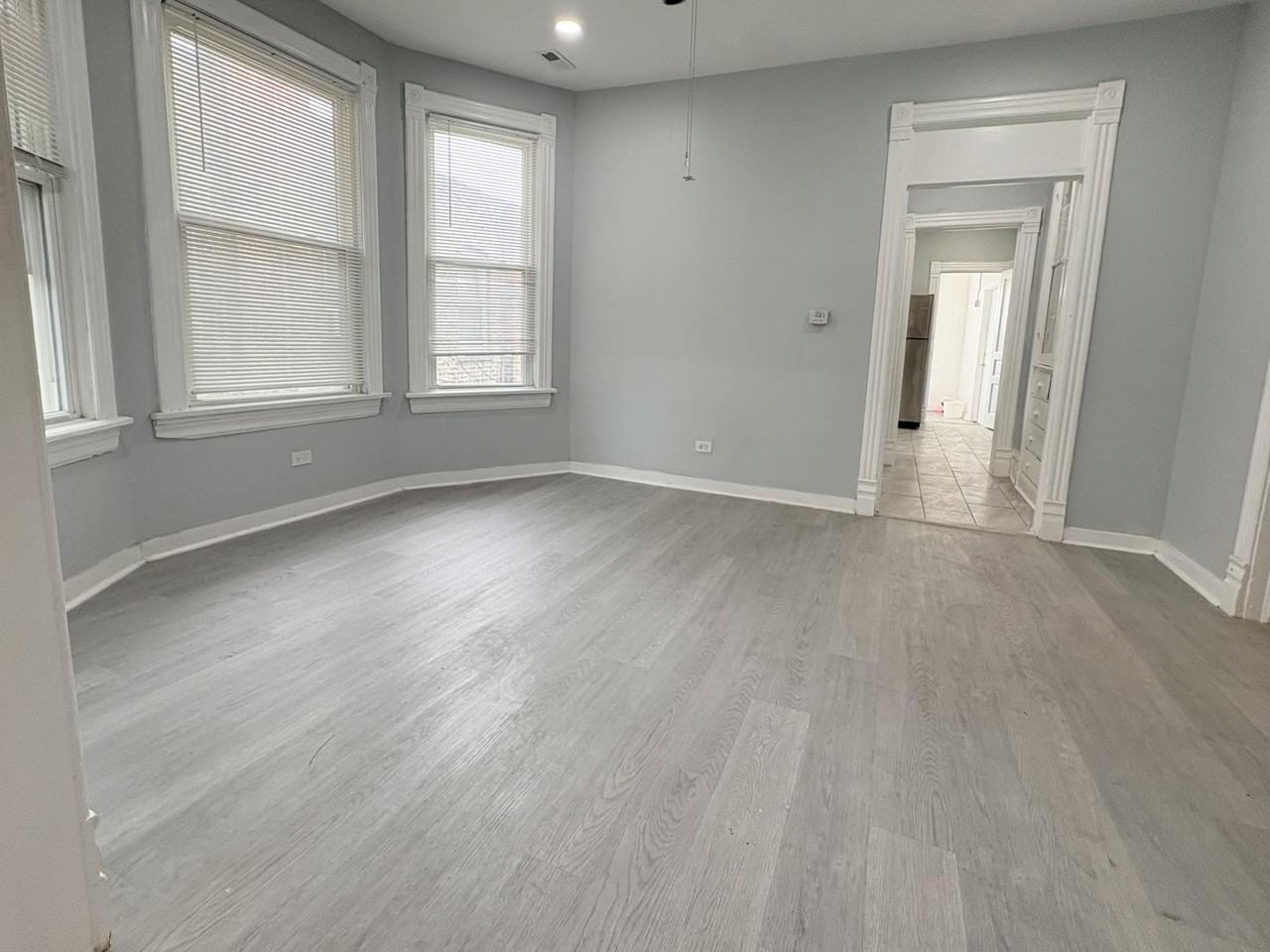 1056 N Central Ave #2 - Photo 3 of 21