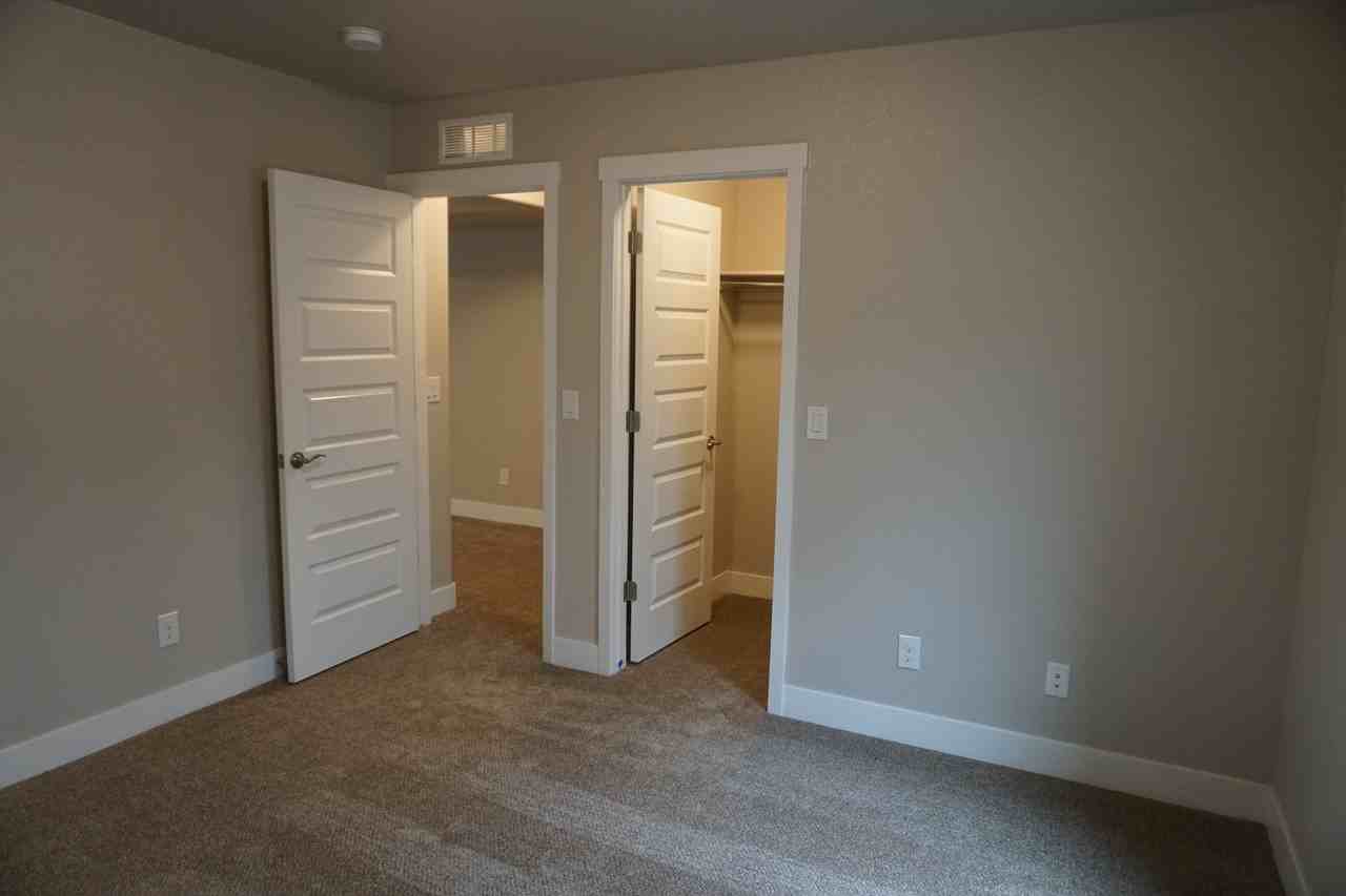 8810 15th Street - Photo 5 of 14