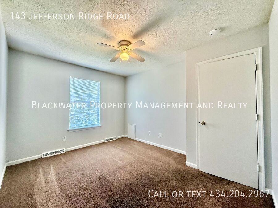 143 Jefferson Ridge Rd - Photo 4 of 6