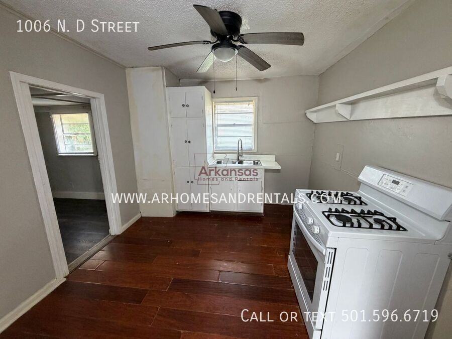 1006 N D St - Photo 5 of 14