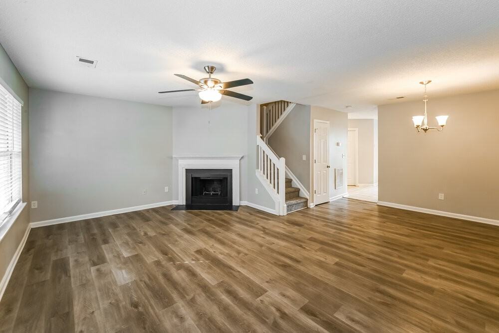 12654 Tucker Crossing Ln - Photo 5 of 17
