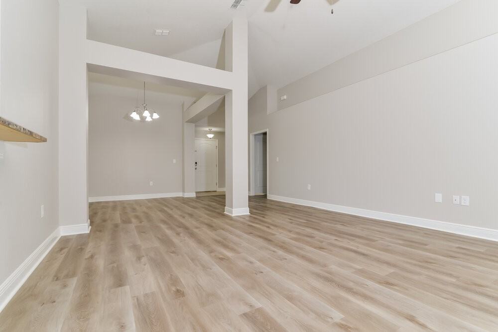 905 Chestnut Dr - Photo 4 of 16