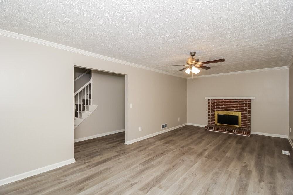 1021 Sugar Springs Dr Sw - Photo 5 of 18