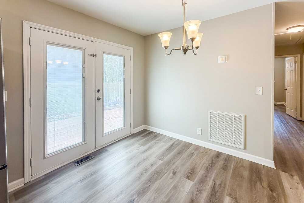 4983 Karen Ray Dr - Photo 5 of 17