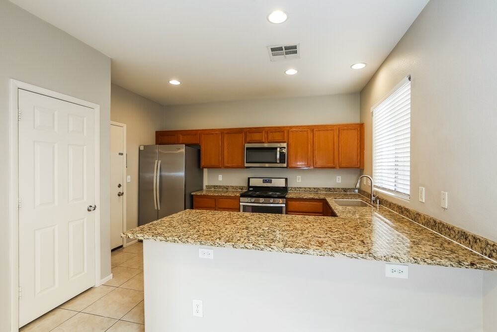 4076 Oliver Sagebrush Dr - Photo 7 of 17