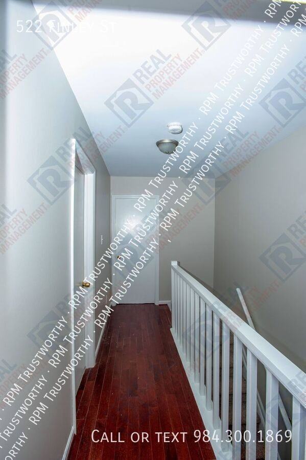 522 Finley St - Photo 6 of 30