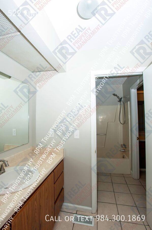 522 Finley St - Photo 7 of 30