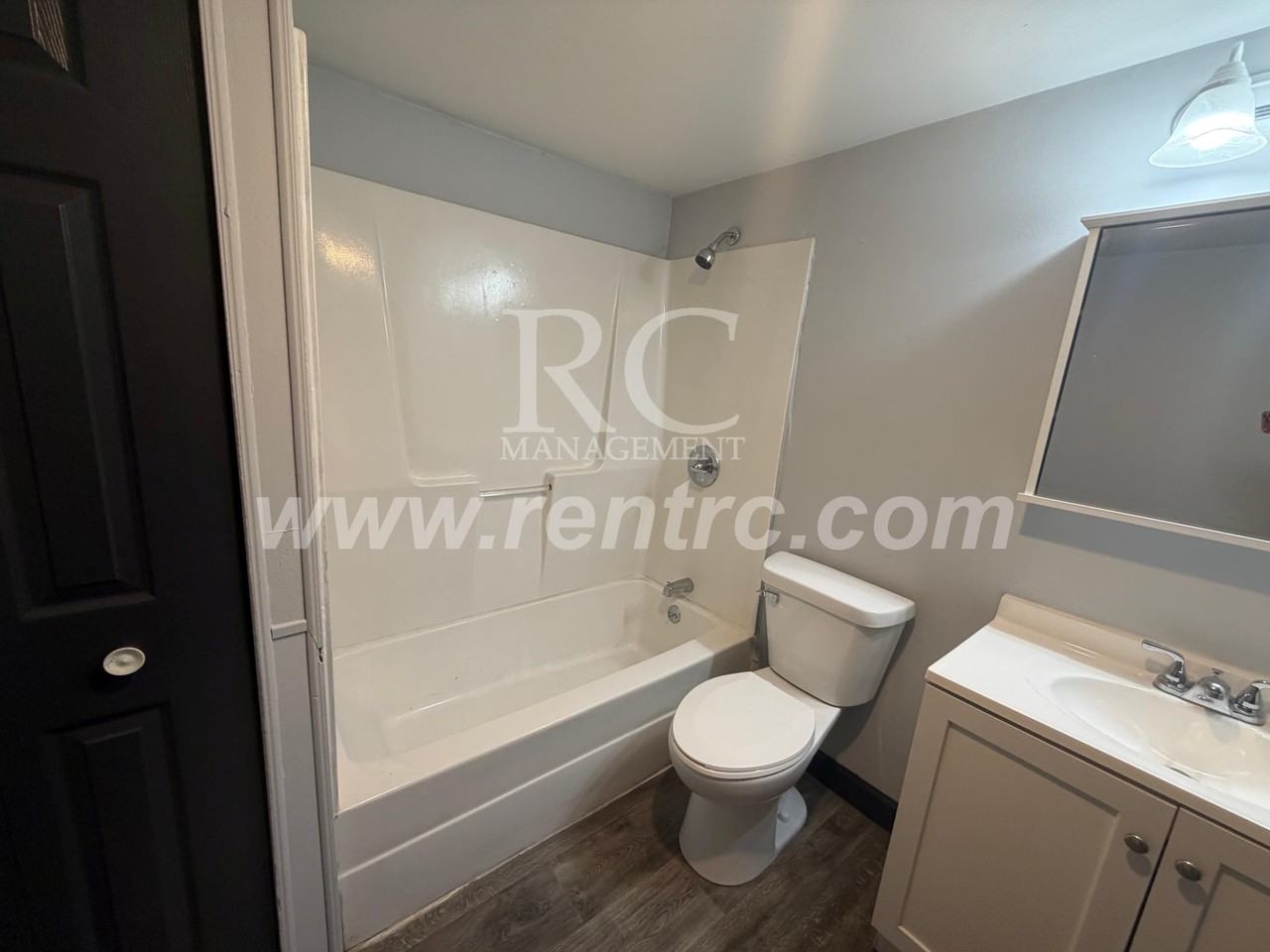 638 E Mcneil Ave #E - Photo 4 of 18